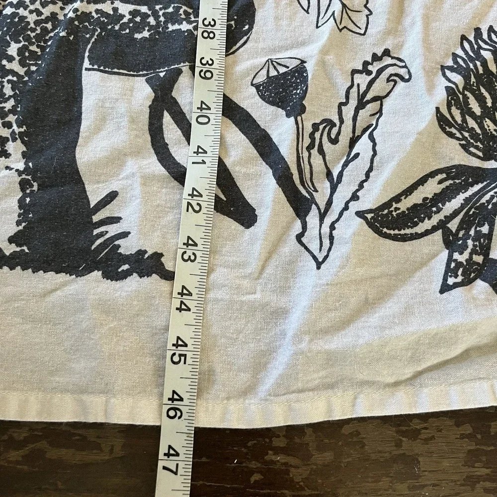 Tapestry Wall Hanging Flowers Mushrooms Butterflies Boho 34x46 White/Black